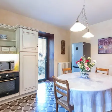 Holiday home Manoir De Charme Avec Piscine Couverte Et Wifi Dans Les Vosges Du Sud - Fr-1-583-36