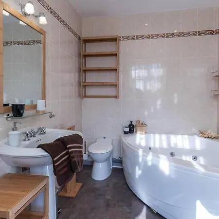 Manoir De Charme Avec Piscine Couverte Et Wifi Dans Les Vosges Du Sud - Fr-1-583-36
